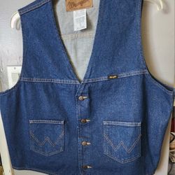 Wrangler Men's Vest XL NEW
