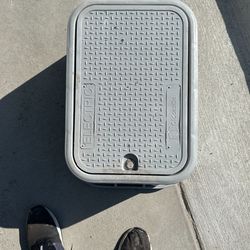 Electric J Box Garden 