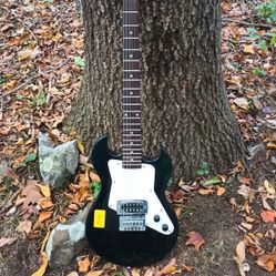 First Act Elec.Guitar New Cond.