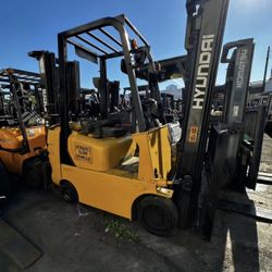 HEAVY DUTY FORKLIFTS - PRICED TO MOVE