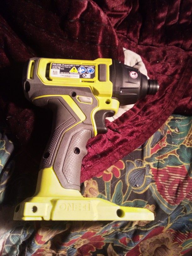 Ryobi 1/4 impact Drill