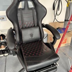 Dowinx Gaming Chair 
