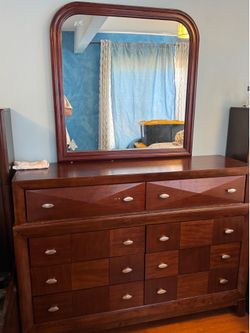 Mirror Dresser