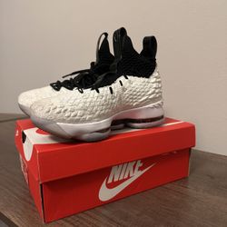 Nike Lebron 15 Graffiti Size 5.5Y