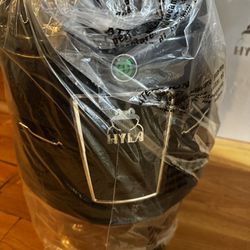 Brand New Hyla Vacuum And Air Purifier Brand New Ready To Go 