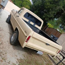 1972Ford F100 