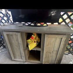 tv stand 