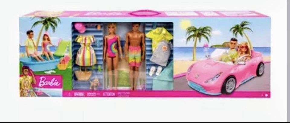 Barbie Blitz Dolls Convertible And Pool Playset