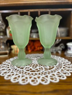 Frosted Green Tulip Sundae / Dessert Glasses