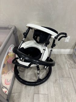 Round baby walker