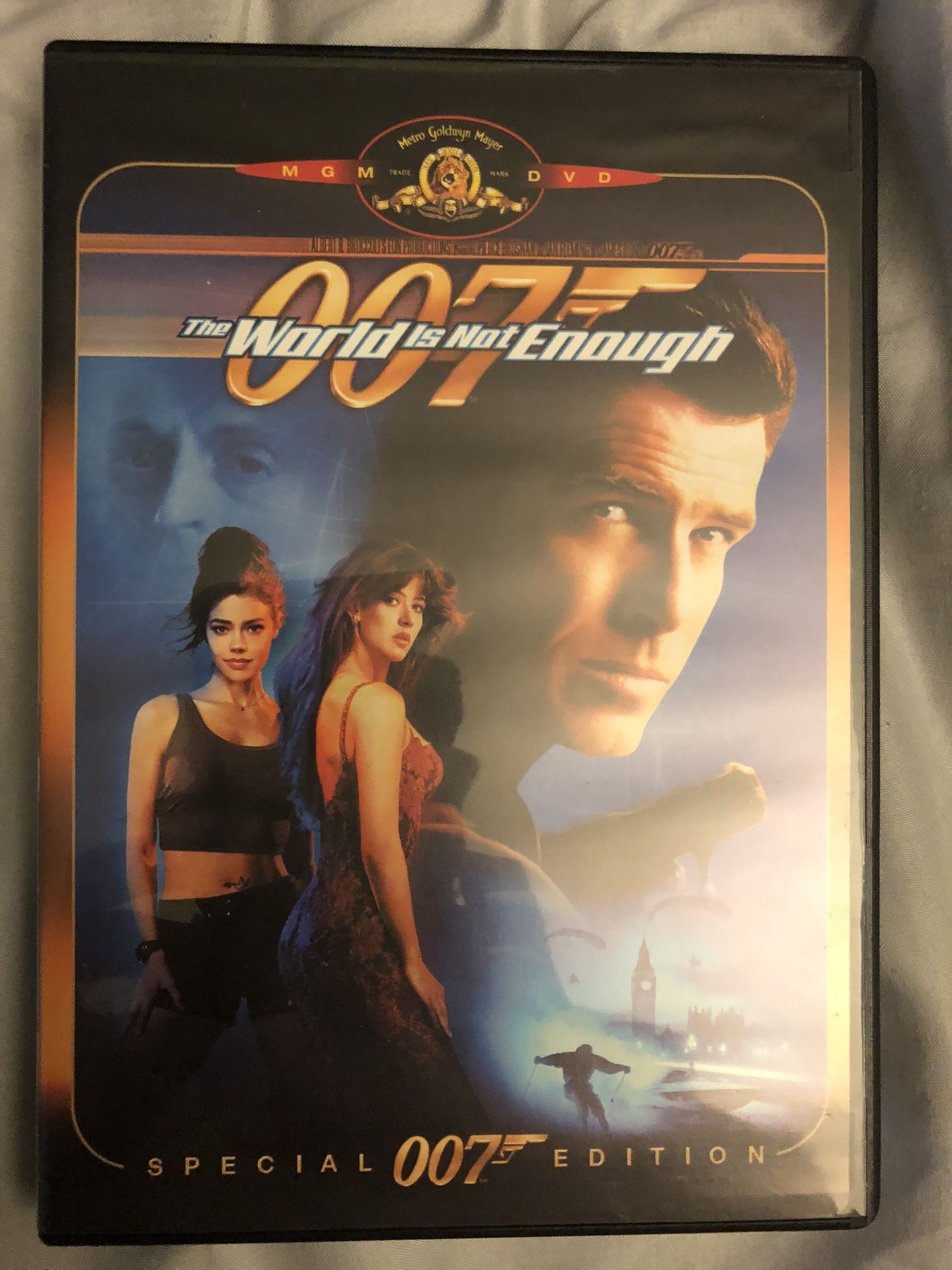 James Bond The World Is Not Enough Dvd