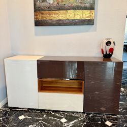 Credenza /buffet Cabinet
