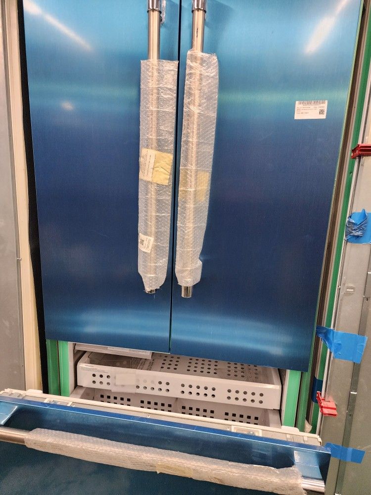 New Thermador Built In Refrigerator 36-inch Panel Ready Stainless Steel Panels