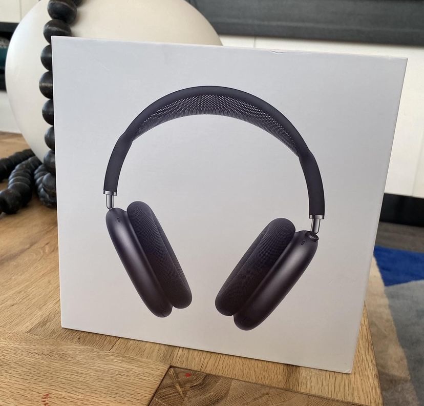 New AirPods Max Black 2 Generation