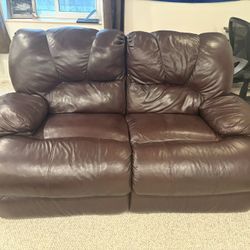 *FREE* Reclining Leather loveseat