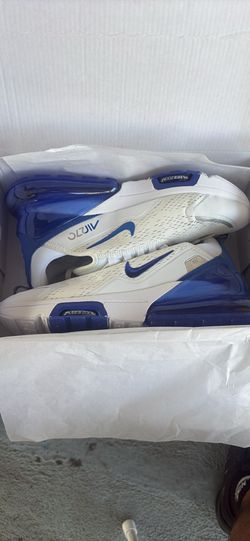 Nike Air Max 270 BRAND NEW IN BOX Mens size 9