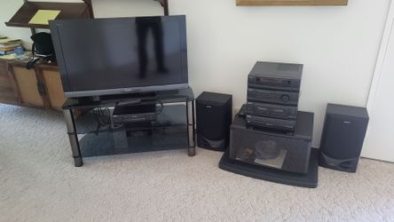 Television stereo system with 2 stands