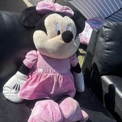 BIG MINNIE MOUSE 