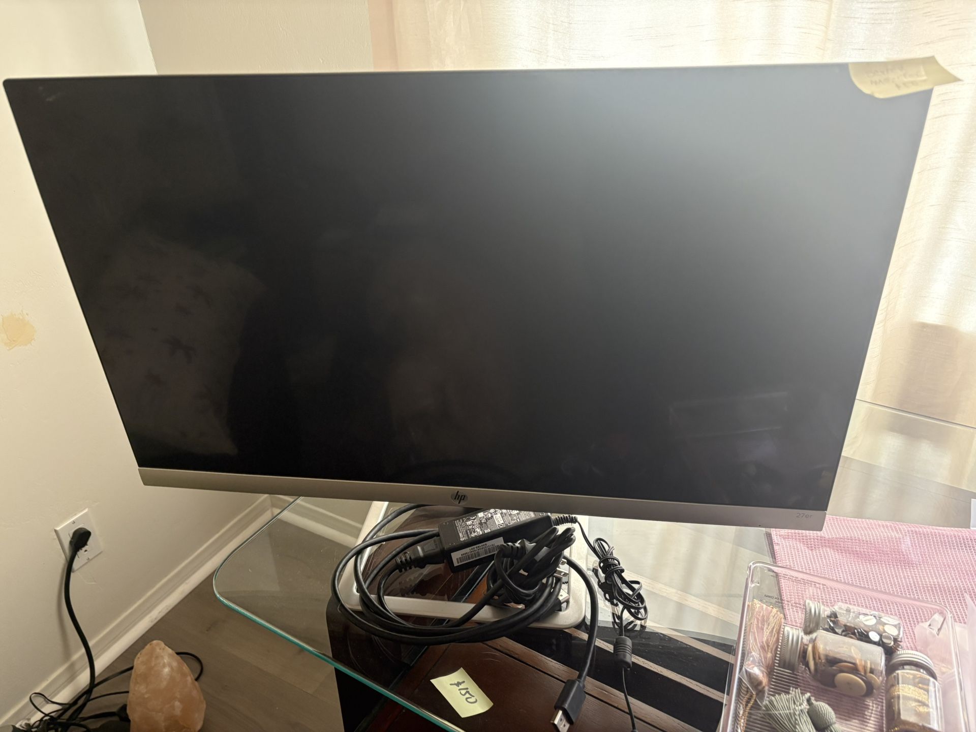 17” HP Computer Monitor with HDMI cable like new