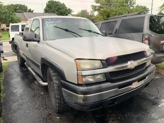 2005 Chevy Silverado EXT