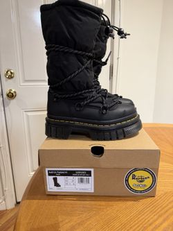 Dr. Martens Audrick Padded Hi Puffer Platform Boots Black Women’s 6 EU 37 w/ Box