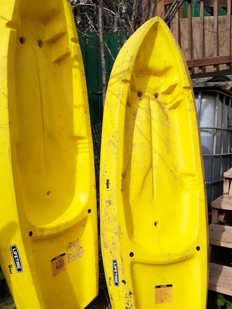 Yellow Youth lifetime wave 6' Kayak With Paddles, $150 For Both Or $75 For One!