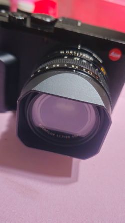 Leica q2 trade
