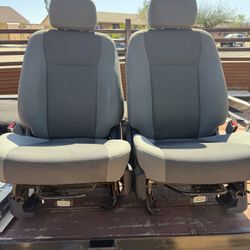 F-150 2017 XL Seats 