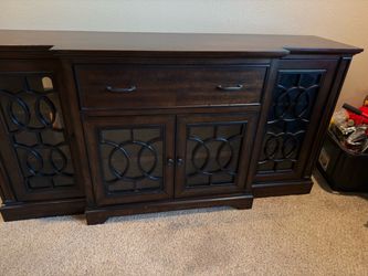 Beautiful wood and glass credenza/TV console