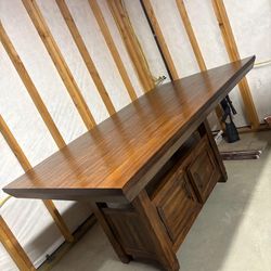 Dinning Table