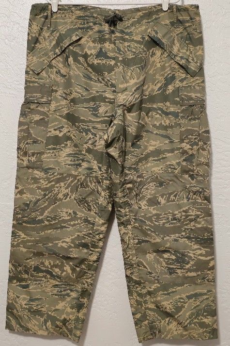 Cold Wet Weather Gore-Tex Gore-Seam Pants Large Regular Environmental camo Army