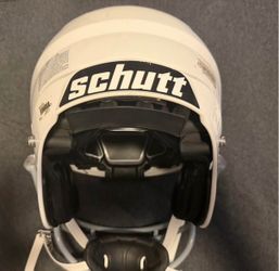 Schutt’s youth football helmet (small)