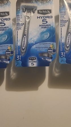 3 Pks of Schick Hydro5 Disposable Razors