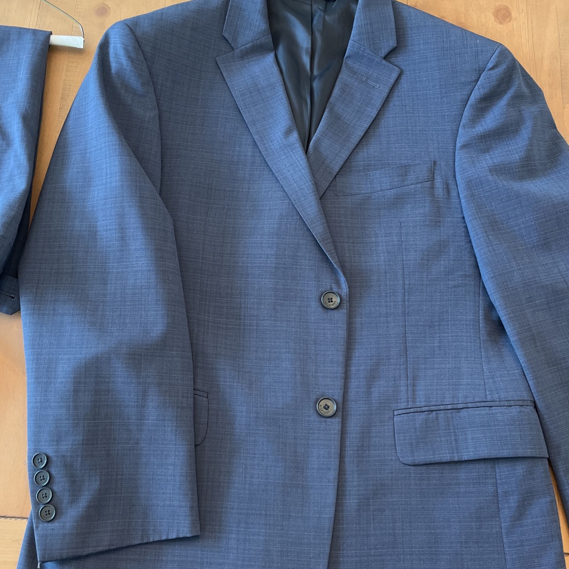 Men’s Suite - 40 Short