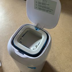 Diaper Genie 