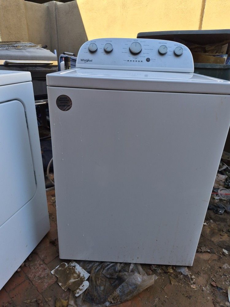 Whirl Pool Washer And Dryer