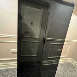 Lvifur 70” Armoire Wardrobe