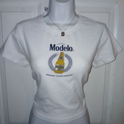 Modelo Crop Top Size XL 