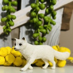 RETIRED Schleich 2010 Arctic White Figure 
