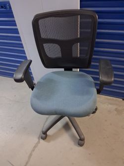 Ergonomic Task Chair Mesh Back