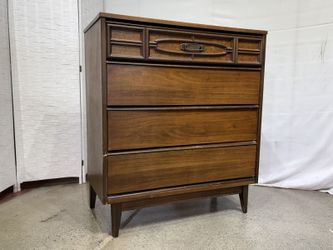 BASSETT Vintage Mid-Century Modern 4-Drawer Tallboy Dresser