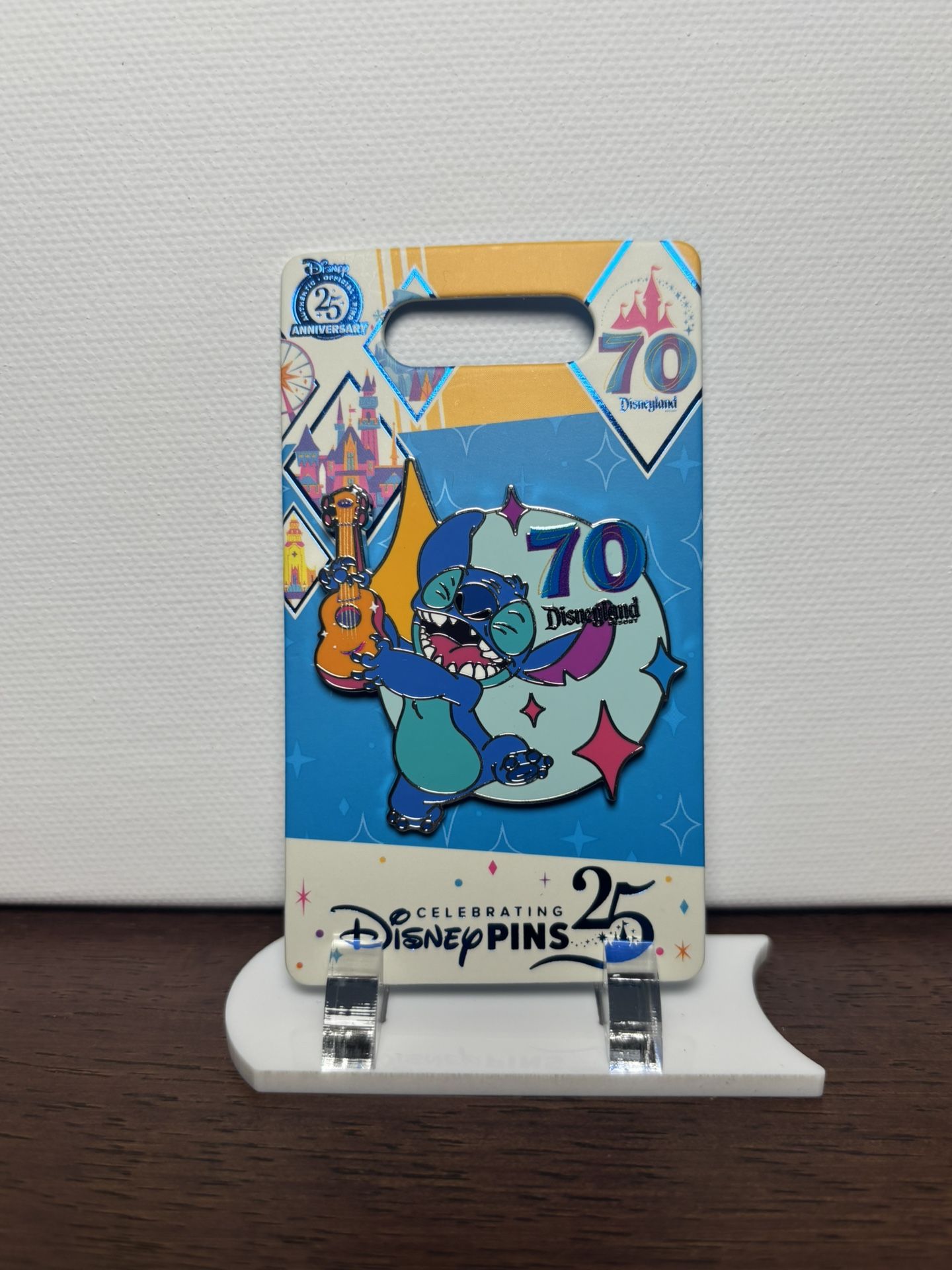Stitch Disneyland Resort 70th Anniversary Celebration (OE) Pin