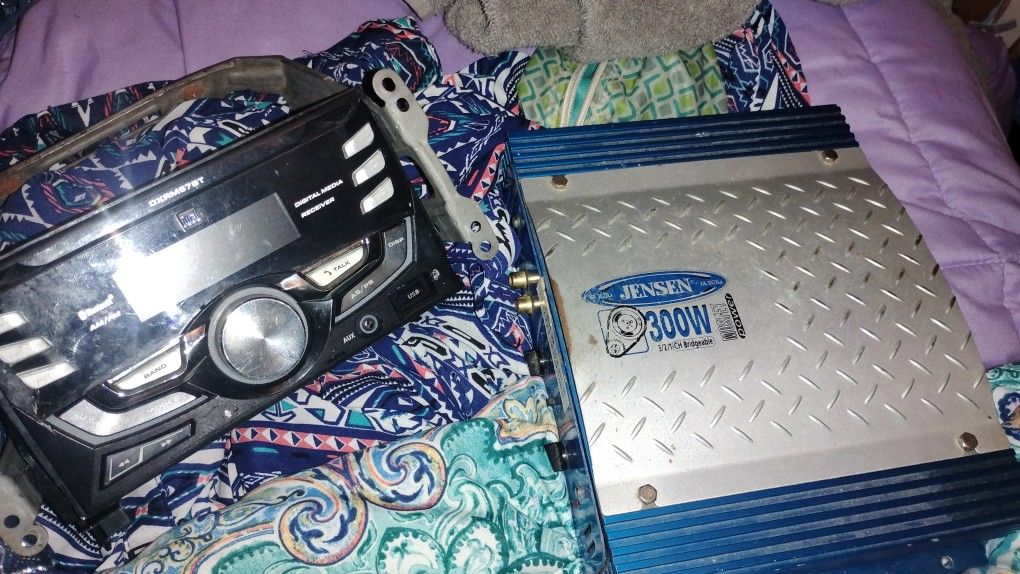 radio , amp , 4 speakers 