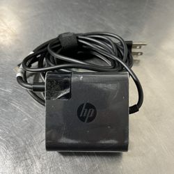 ac adapter Hp charger Usb-c type 65watts comparible with any hp laptop with usb-c charging port