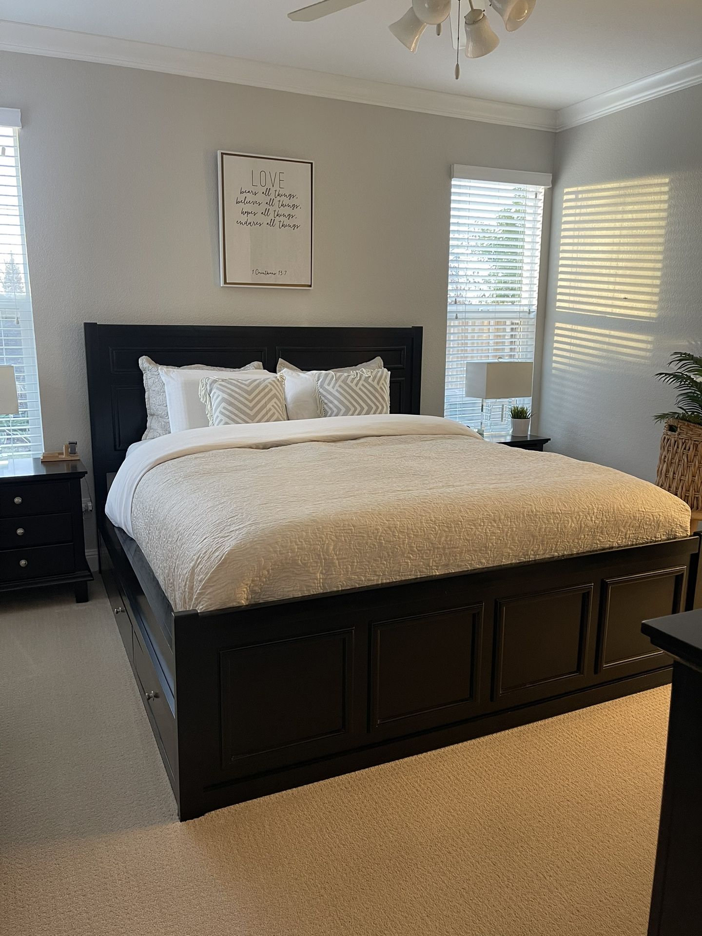 Cal King Bedroom Set