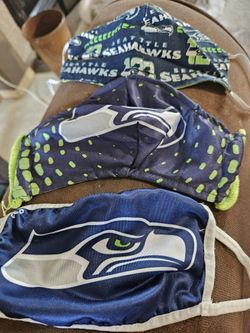 ***FREE ADULT FACE MASKS SEAHAWKS 