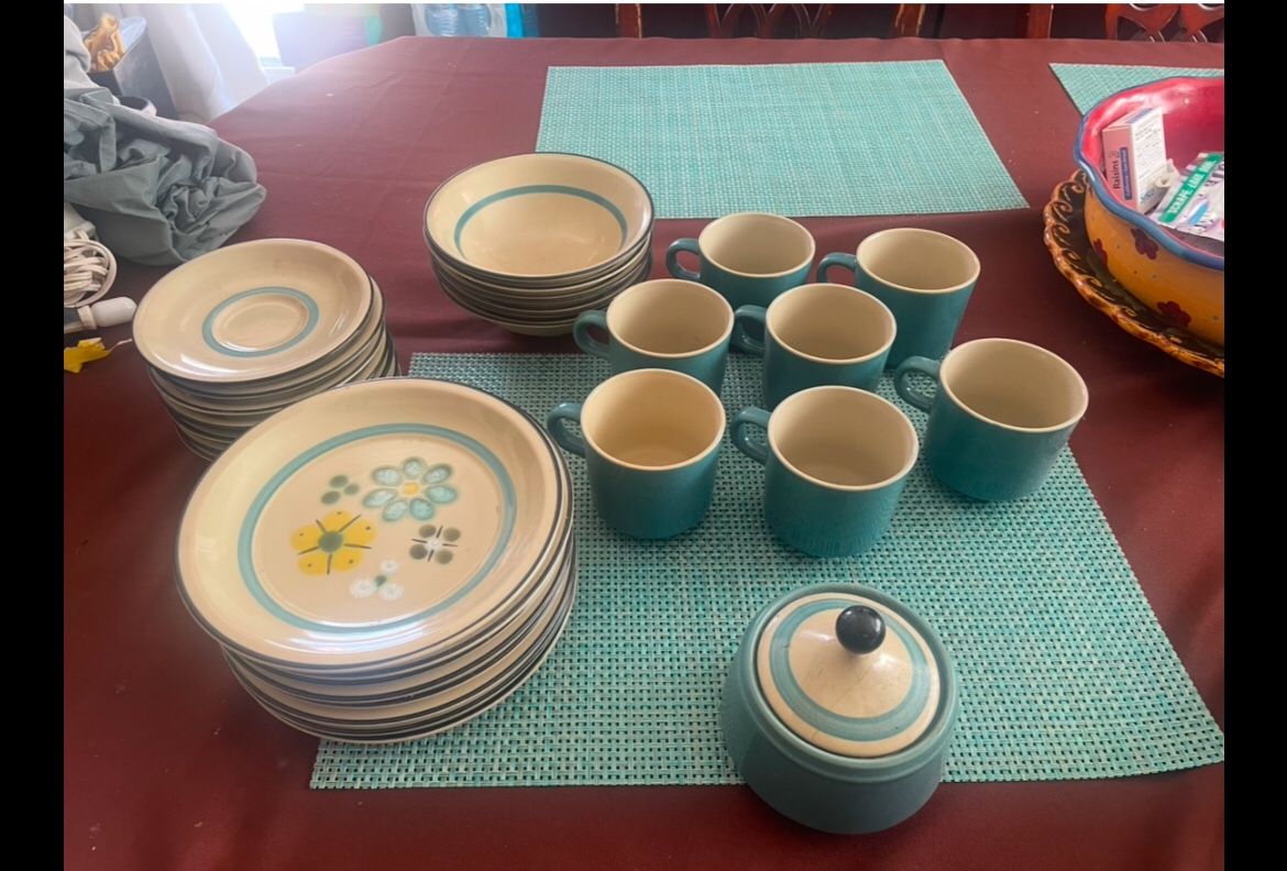 ANEMONE Fashion Manor Stoneware Retro Mid Century Modern Teal Blue .