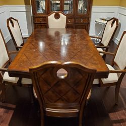 Dining Table and 6 Dining Chairs Set