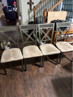 8 Metal Dinning Room Chairs