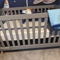 gap Baby Crib 